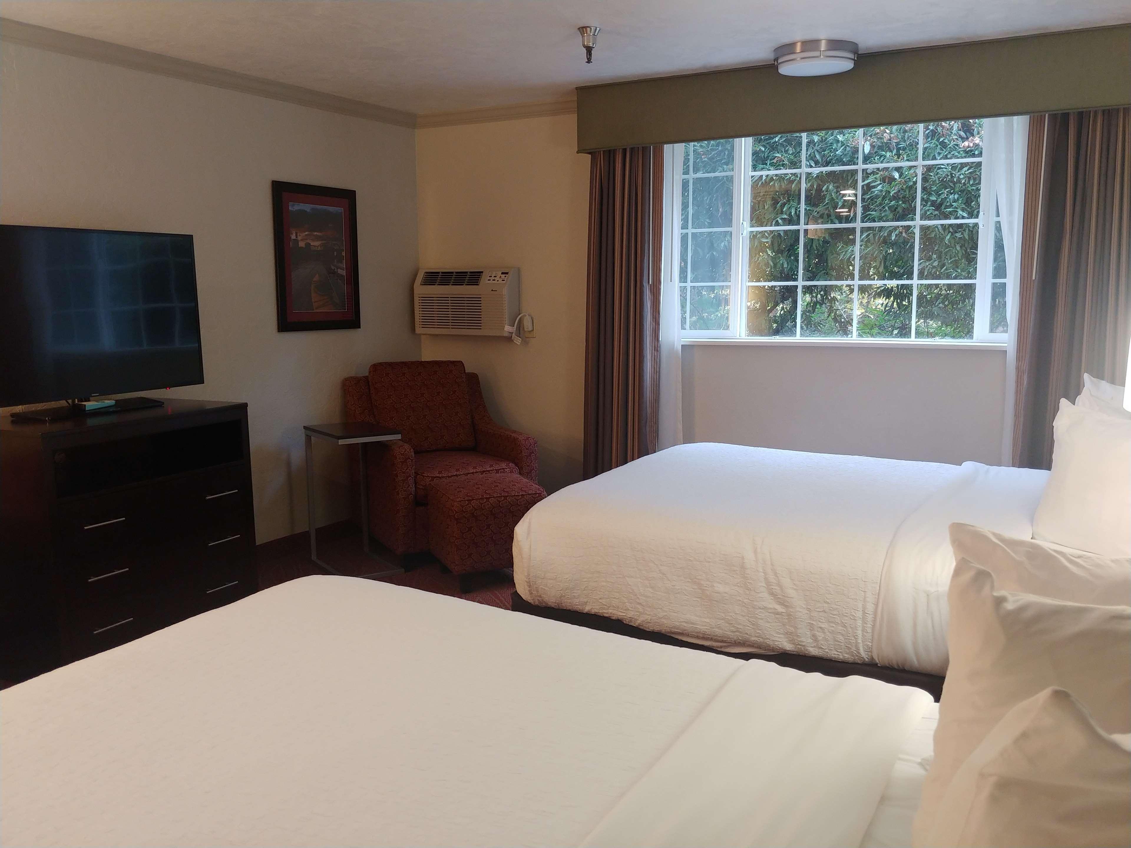 Best Western Plus Parkway Inn Wilsonville Exterior foto
